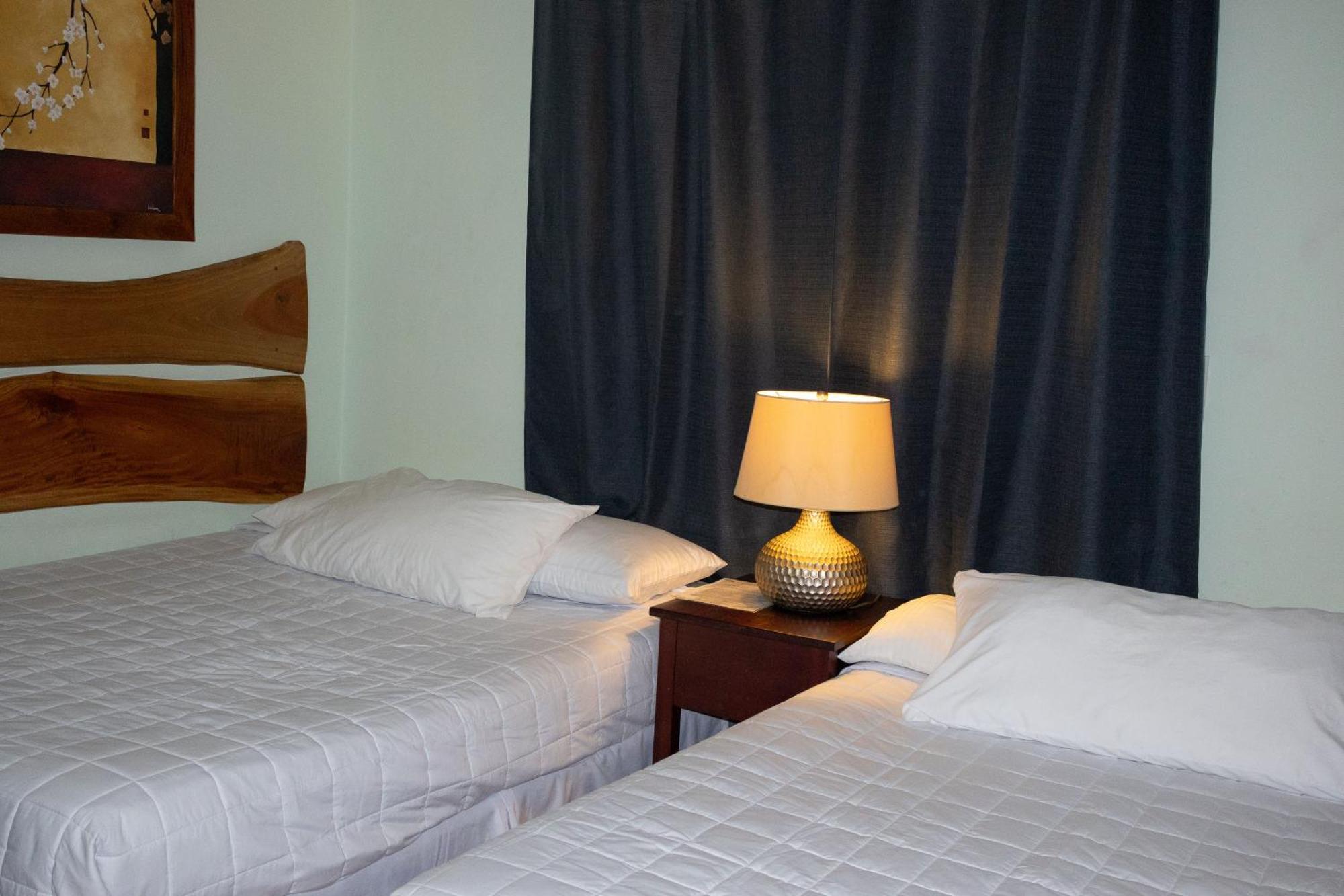 Hotel Leon Inn エクステリア 写真